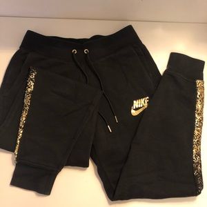 Black Nike Sweatpants